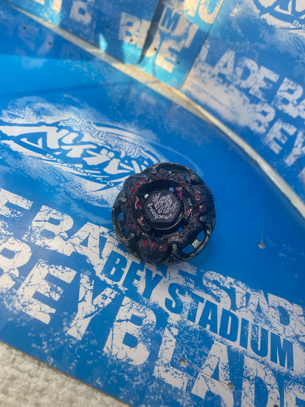 Pre-Owned Hasbro Beyblade Metal Masters — Gravity Destroyer Perseus AD145WD