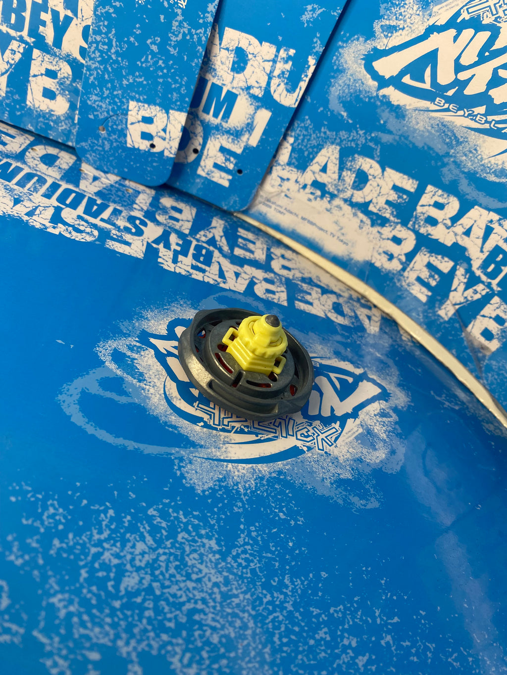 Pre-Owned Hasbro Beyblade Metal Fusion — Burn Fireblaze 135MS