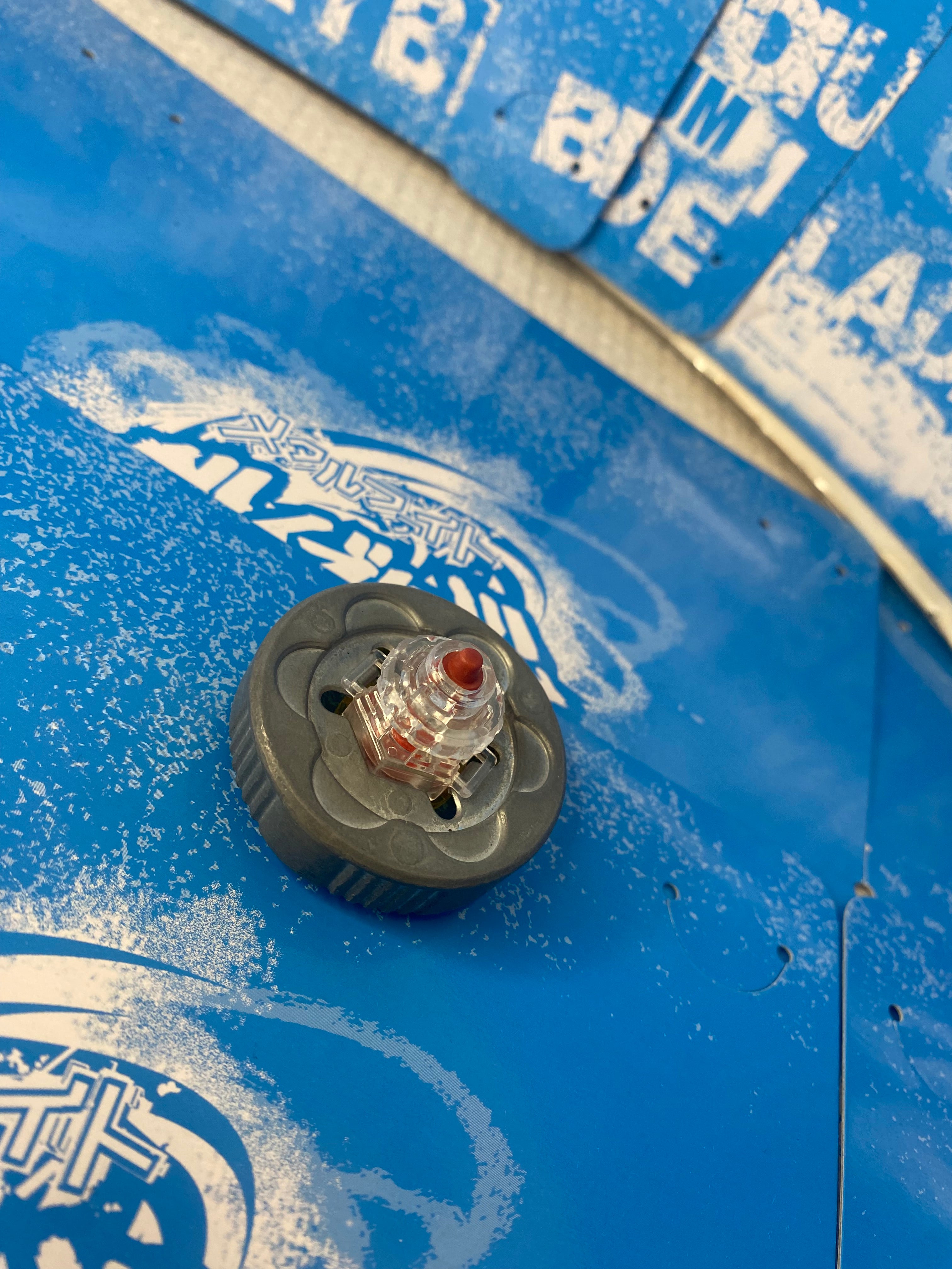 Pre-Owned Takara Tomy Beyblade Metal Fusion — Basalt Horogium 130RS