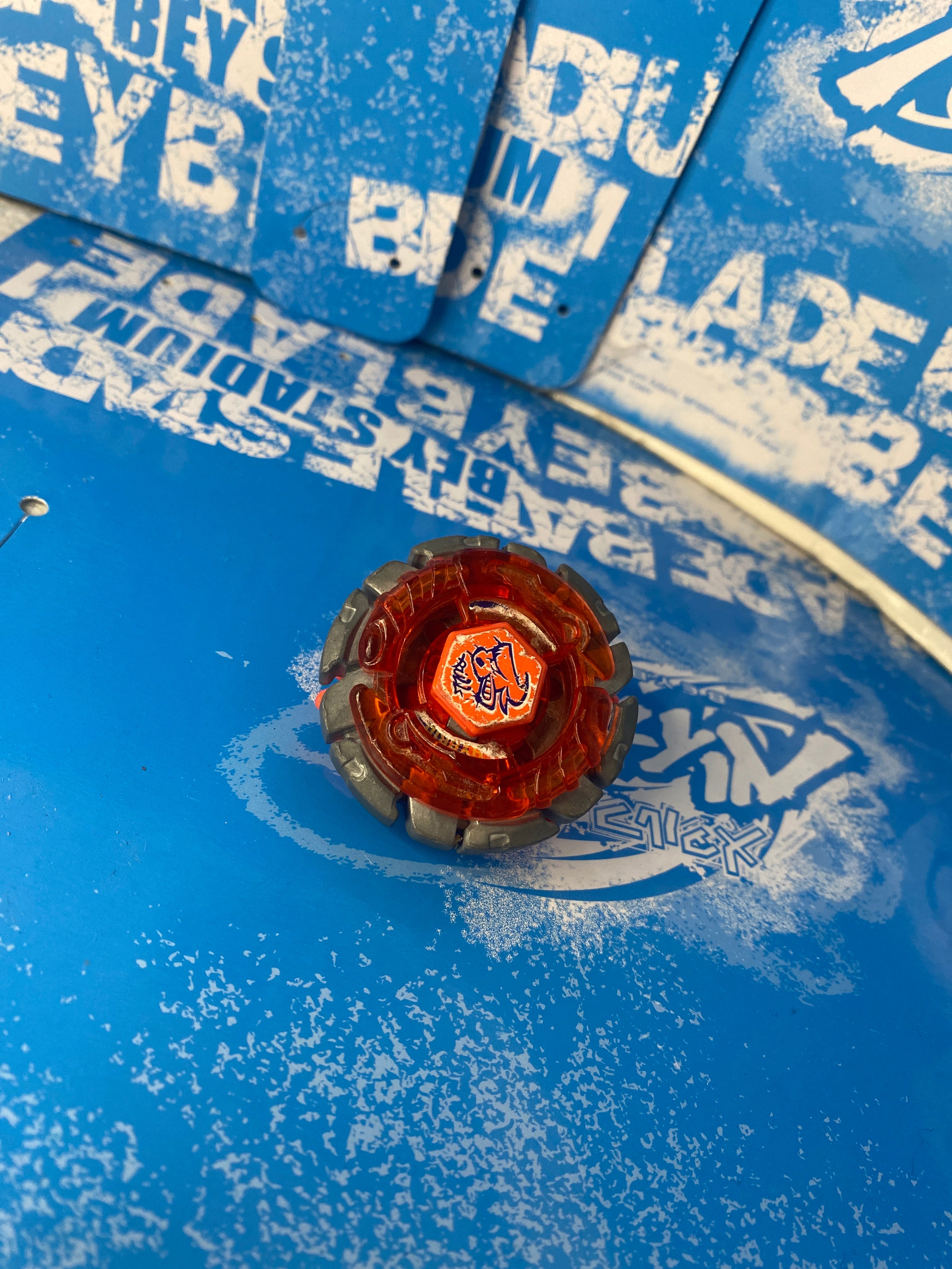 Pre-Owned Hasbro Beyblade Metal Fusion — Dark Bull H145SD
