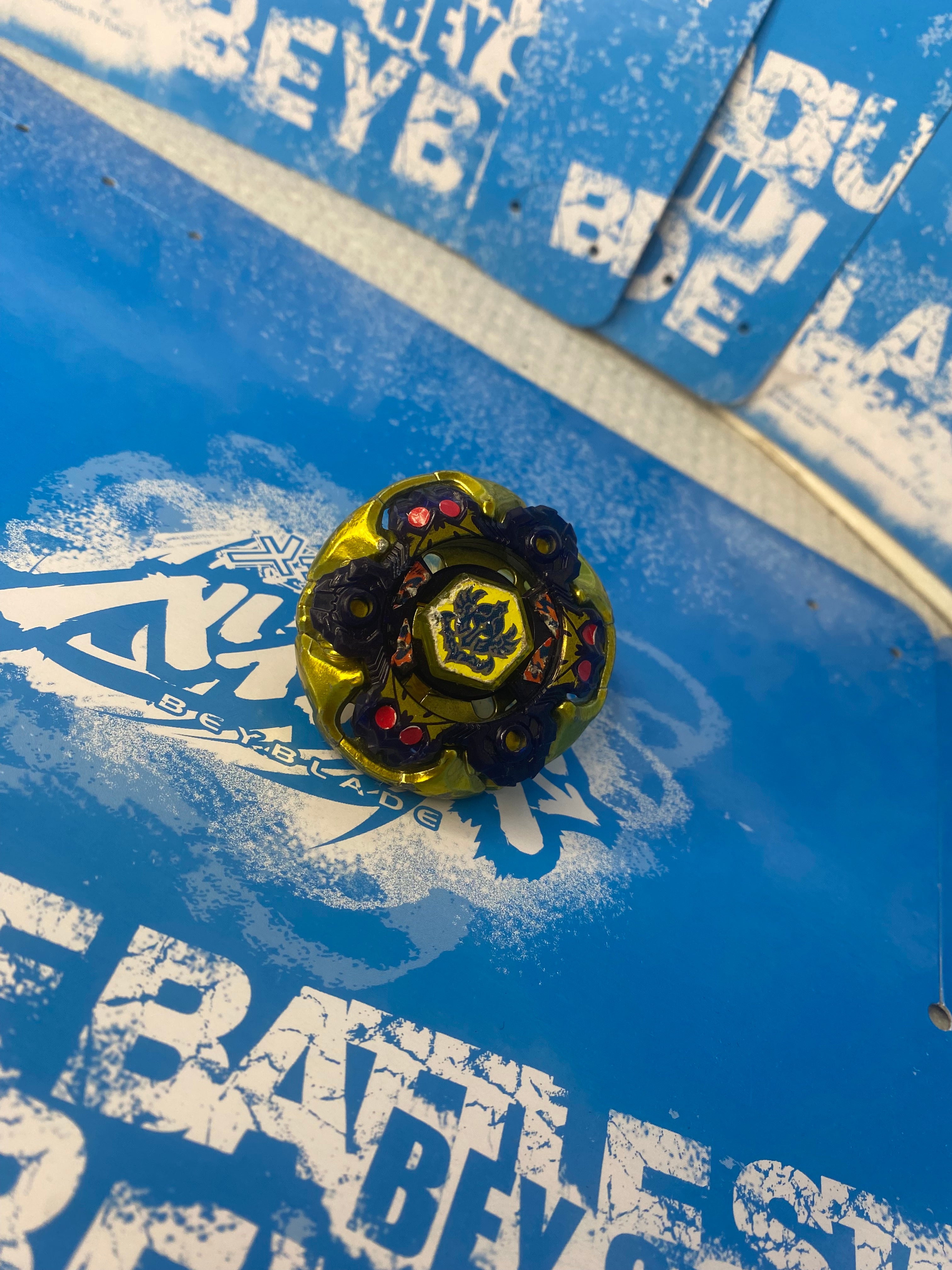 Pre-Owned Hasbro Beyblade Metal Masters — Gravity Destroyer Perseus GB145S Stamina Ver
