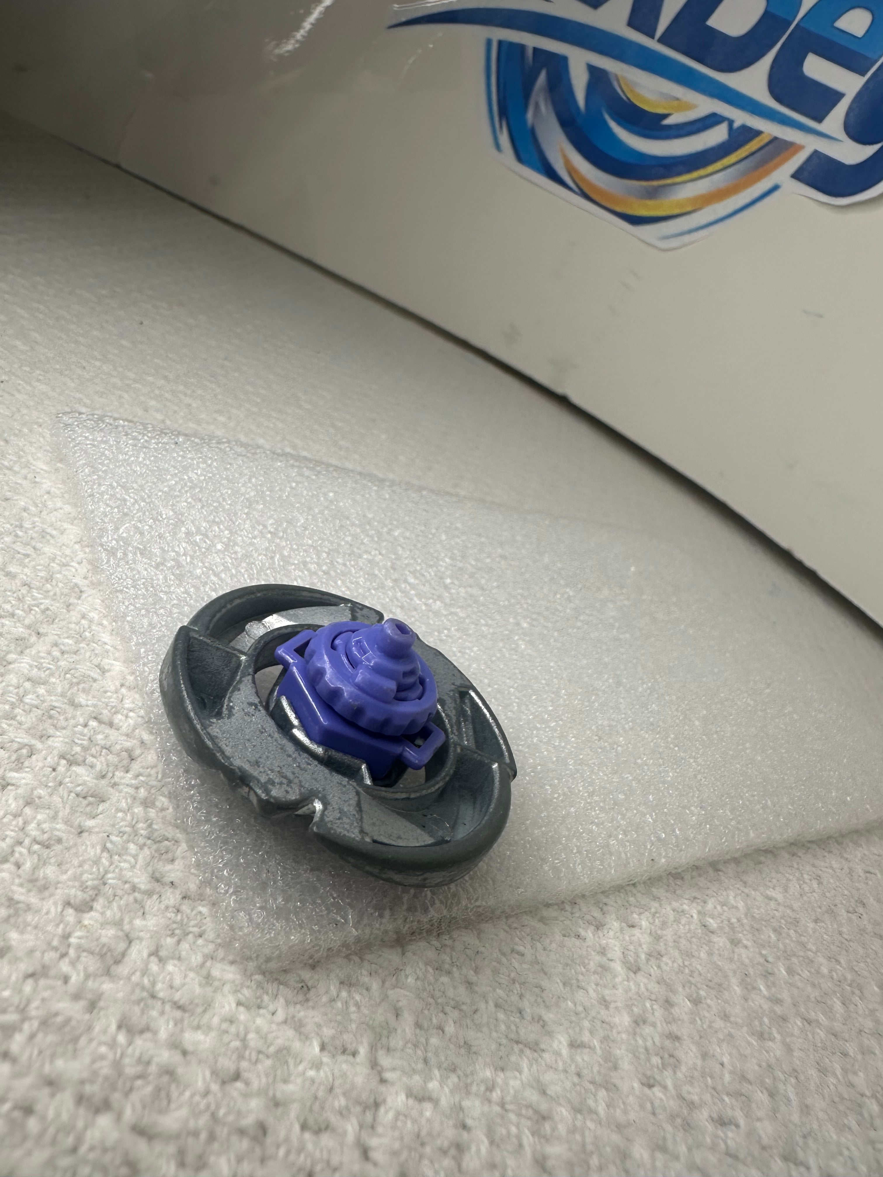 Pre-Owned Takara Tomy Beyblade Metal Fusion — Pre Hybrid Capricorn 100HF