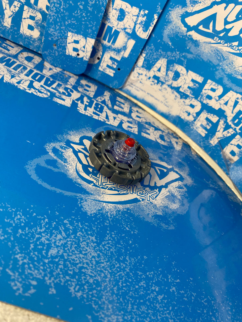 Pre‑Owned Takara Tomy Beyblade Metal Masters — Dark Capricorn 105HF