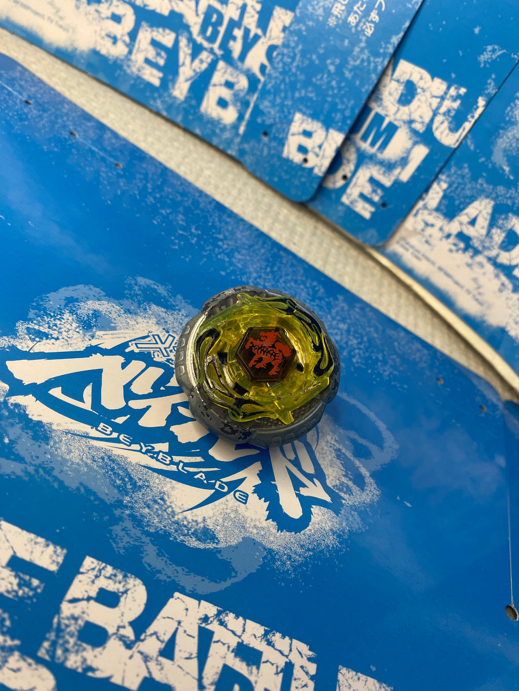 Pre-Owned Hasbro Beyblade Metal Fusion — Rock Zurafa R145WB Mobile Bey Stadium Ver RARE