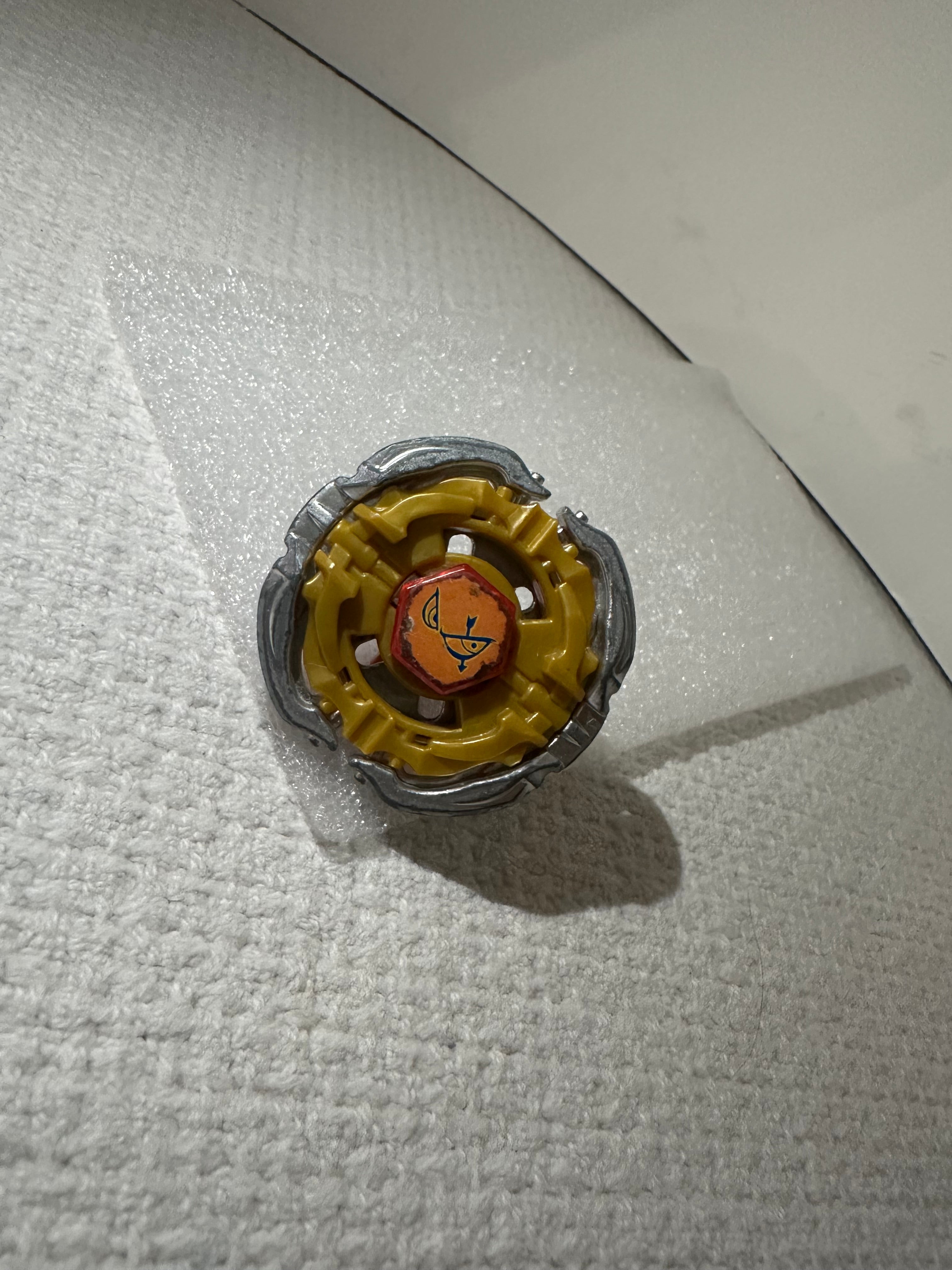 Pre-Owned Hasbro Beyblade Metal Fusion — Inferno Sagittario 145S