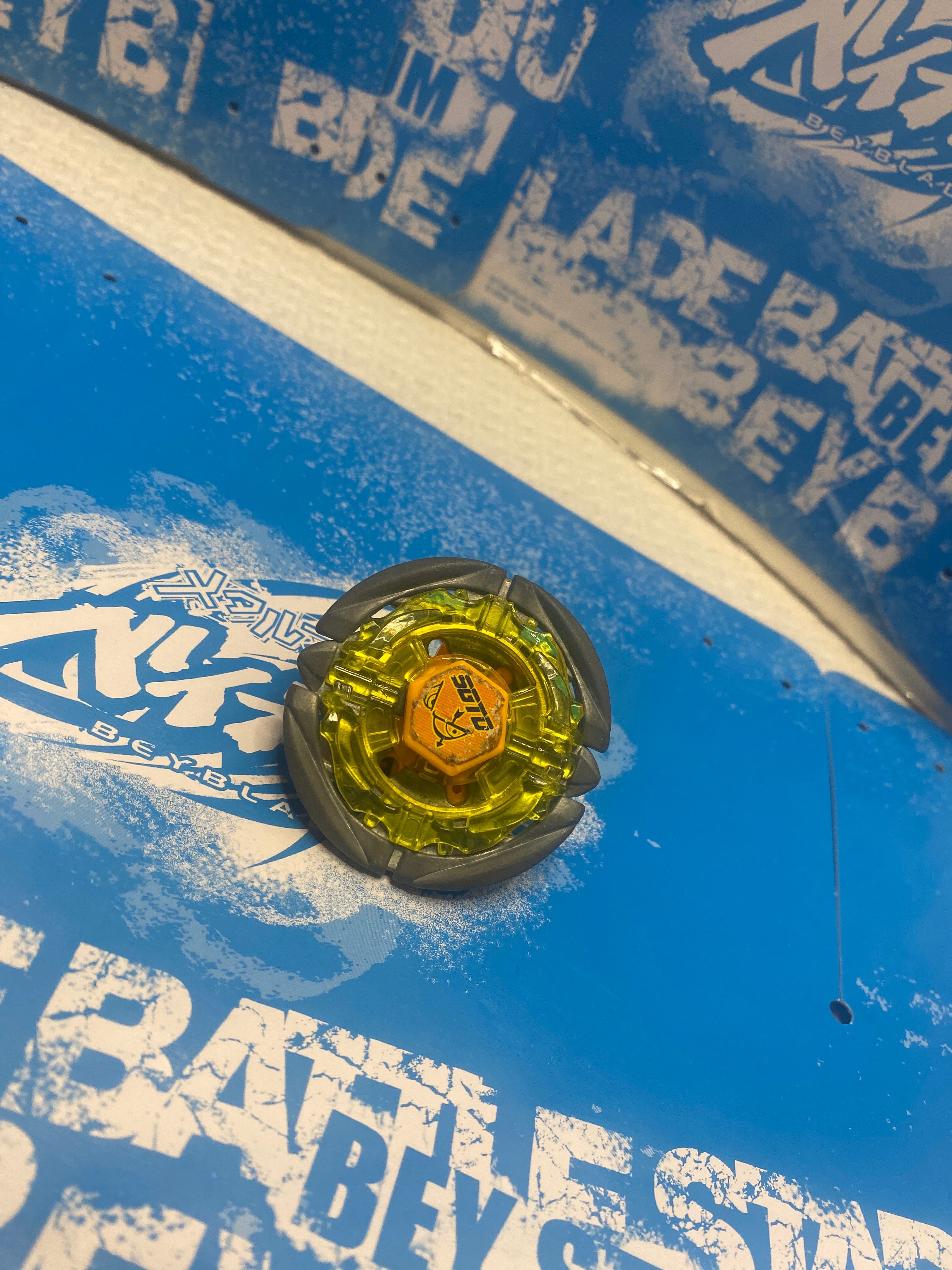 Pre-Owned Hasbro Beyblade Metal Fusion — Flame Saggitario C145S
