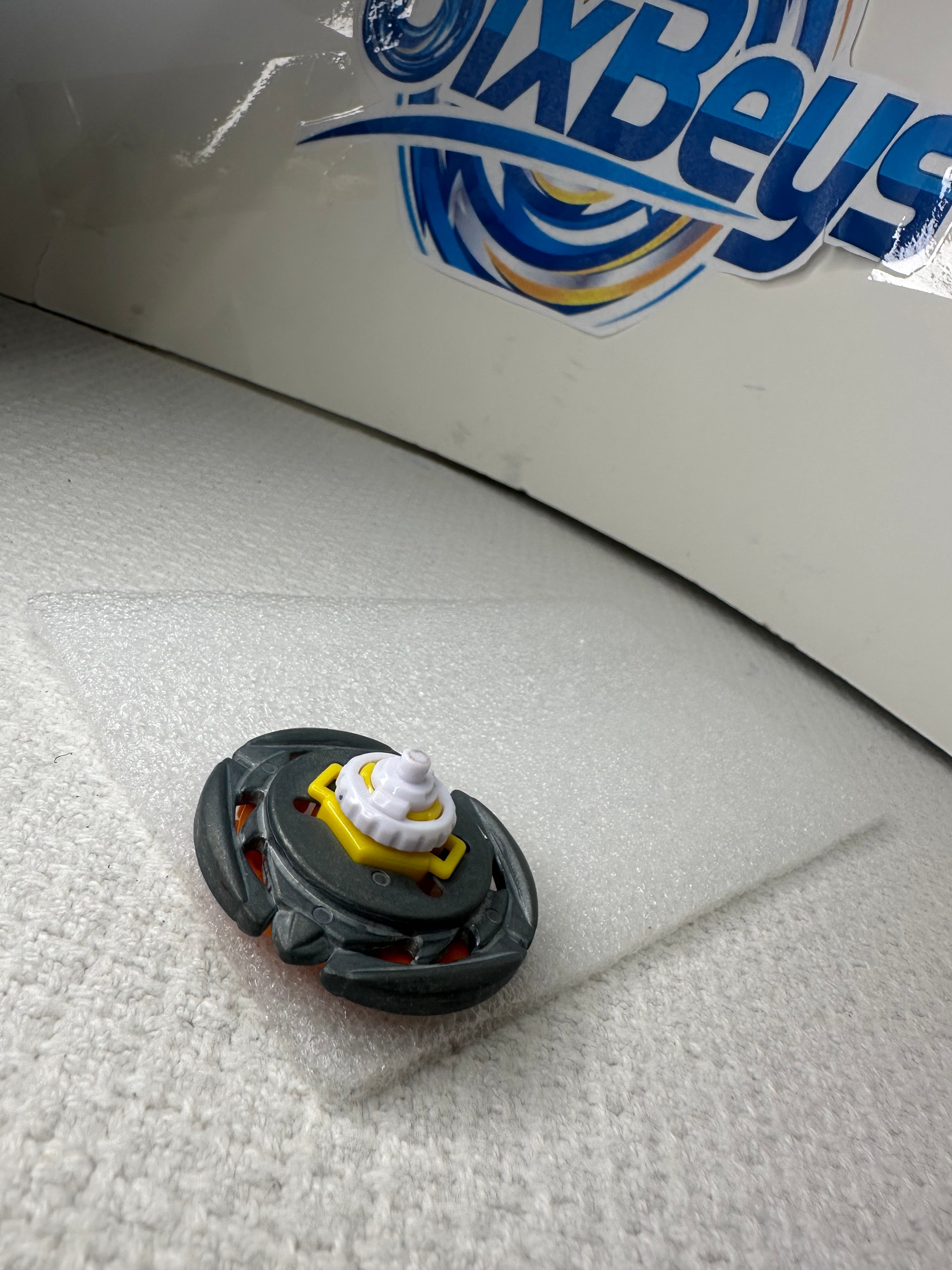 Pre‑Owned Hasbro Beyblade Metal Fusion — Flame Bull 100F