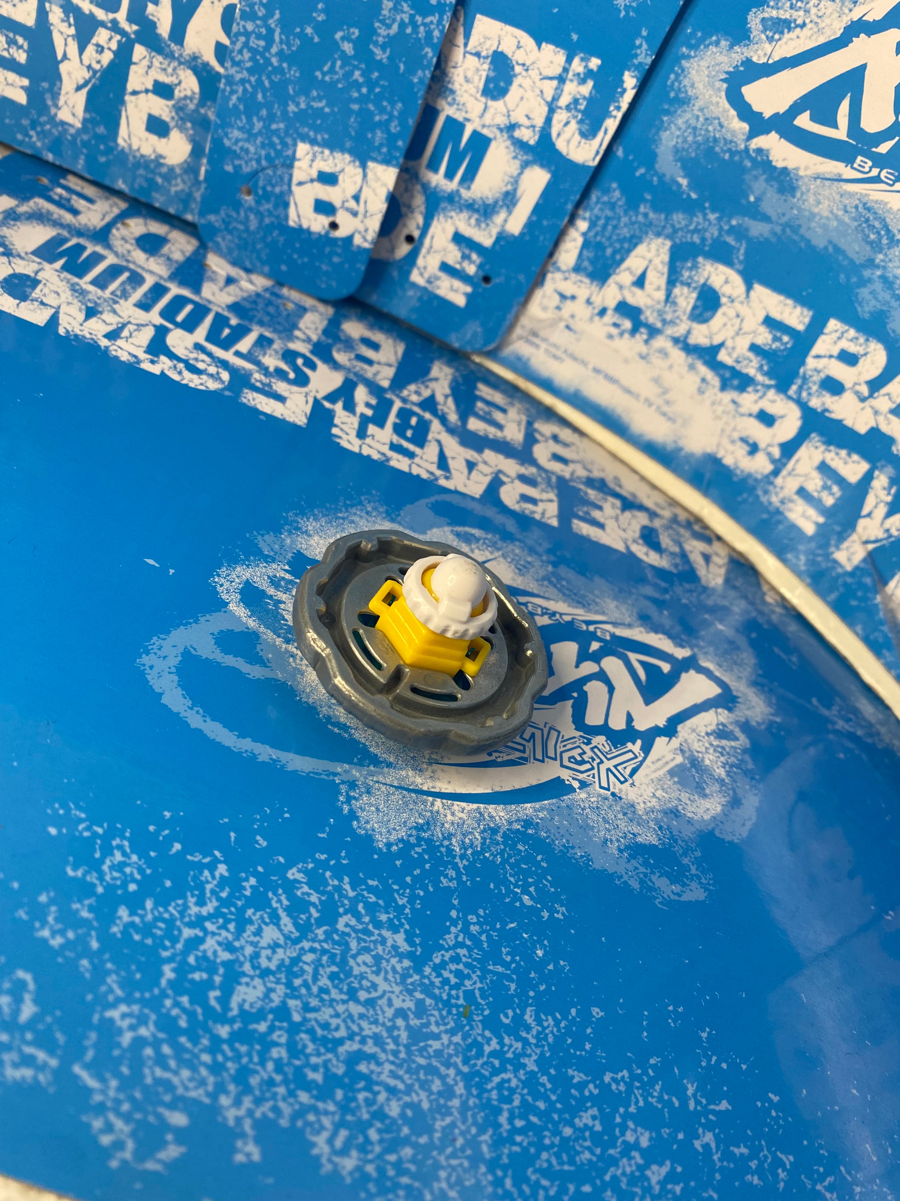 Pre-Owned Hasbro Beyblade Metal Fusion — Rock Leone 145WB