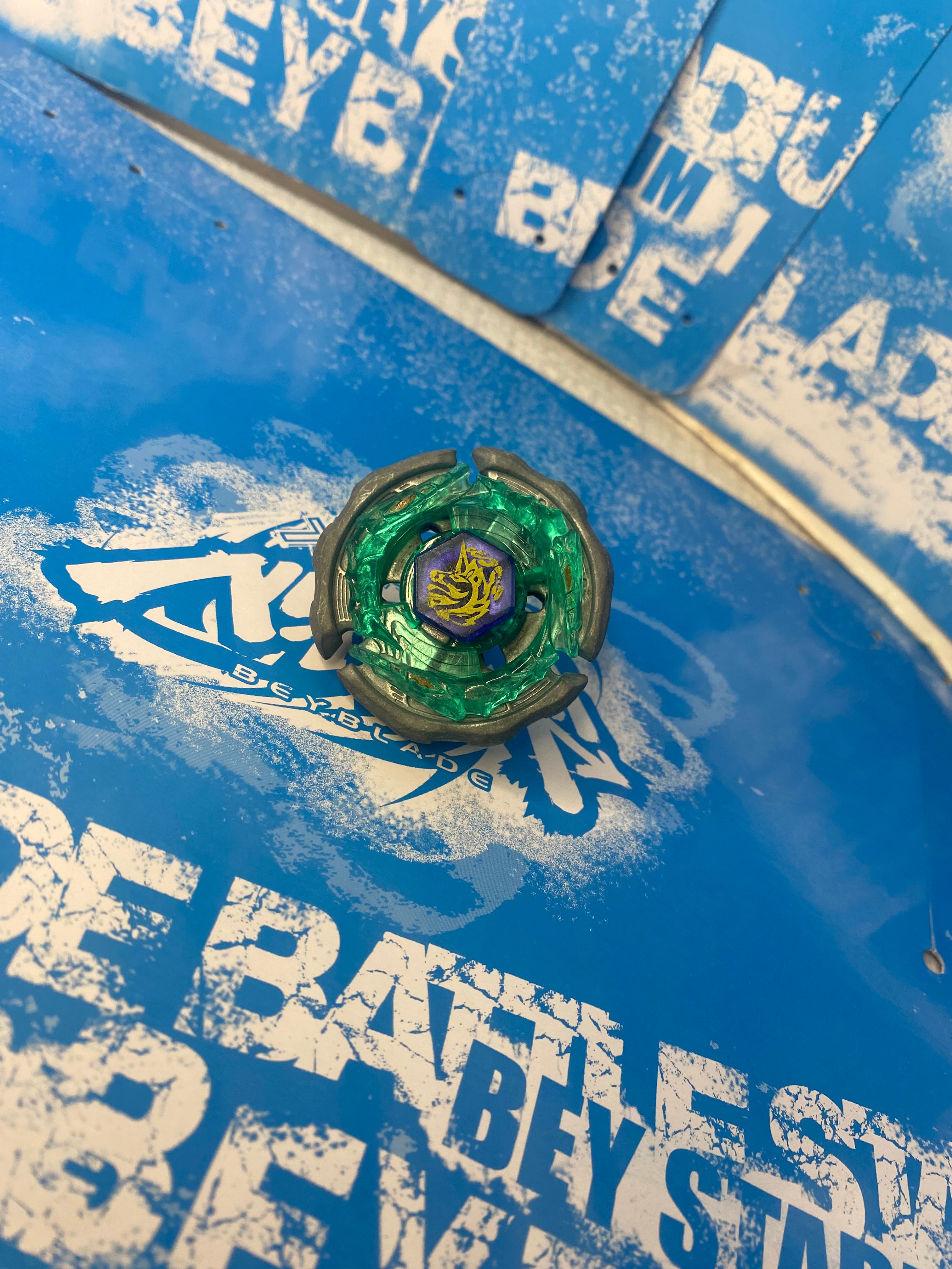 Pre-Owned Hasbro Beyblade Metal Fusion — Ray Striker D125CS