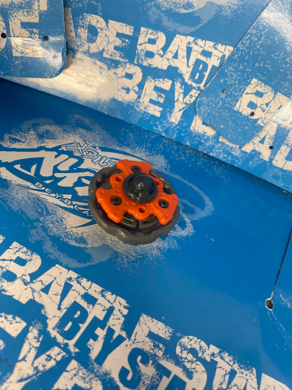 Pre-Owned Hasbro Beyblade Metal Fusion — Rock Zurafa R145WB