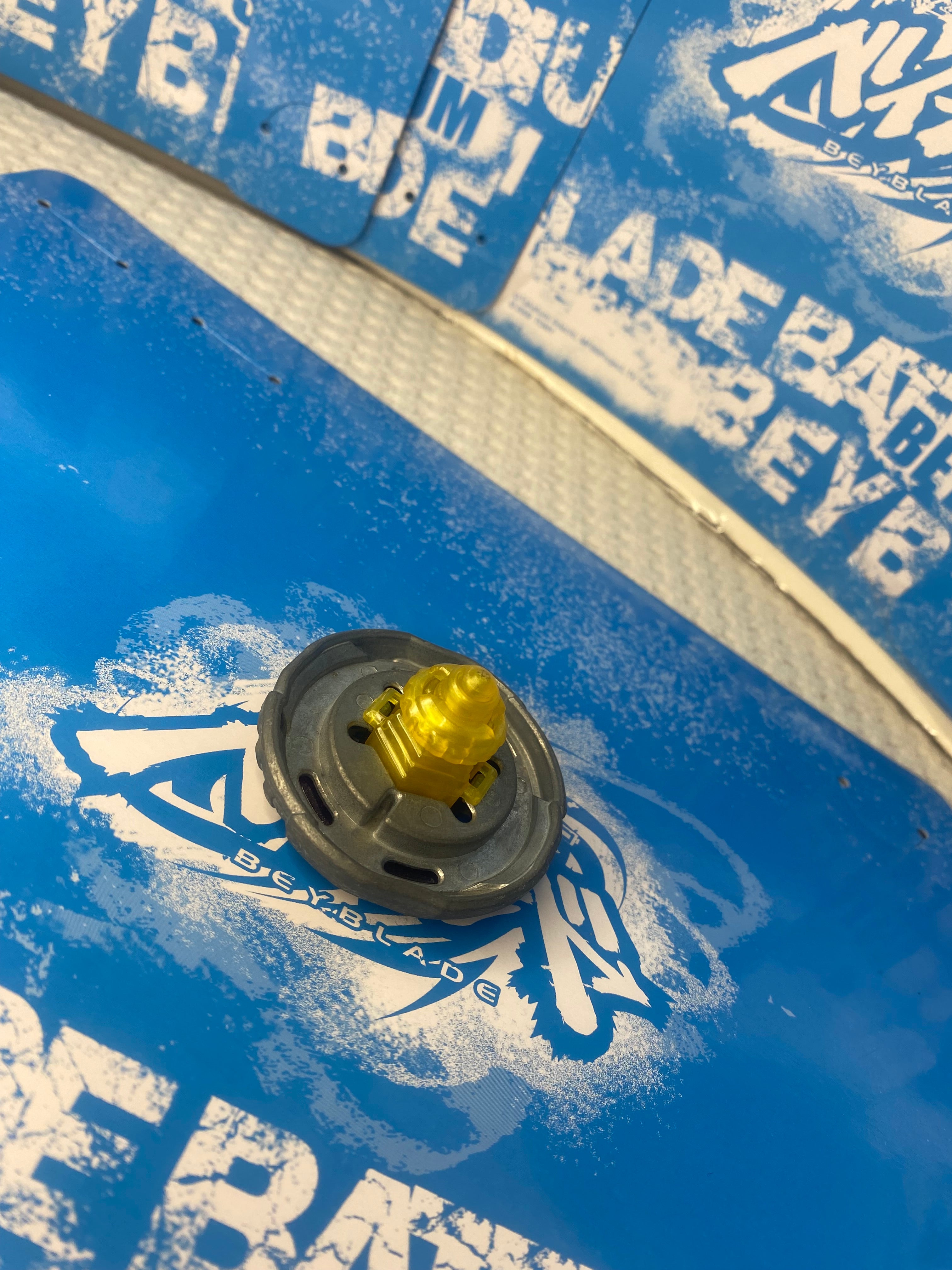 Pre-Owned Hasbro  Beyblade Metal Fury — Phantom Orion 145ES