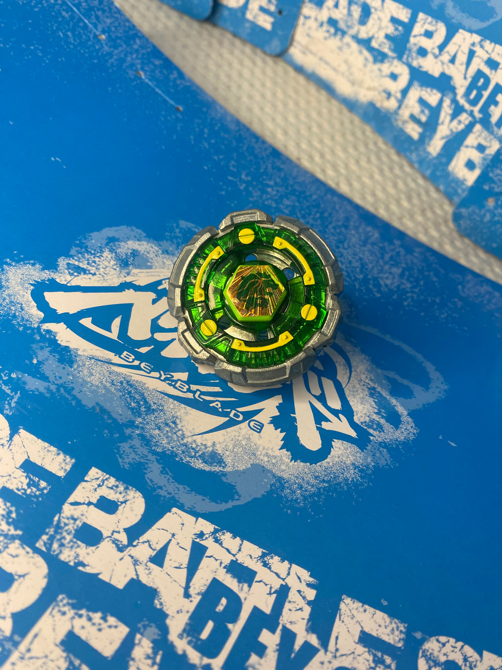 Pre-Owned Hasbro Beyblade Metal Fury — Spark FX Fang Leone 130WD