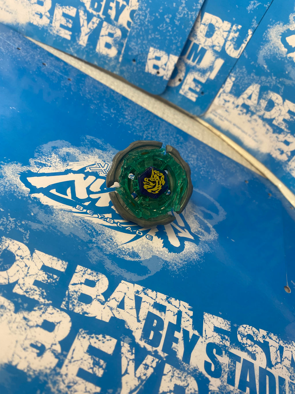 Pre-Owned Hasbro Beyblade Metal Fusion — Ray Striker D125CS