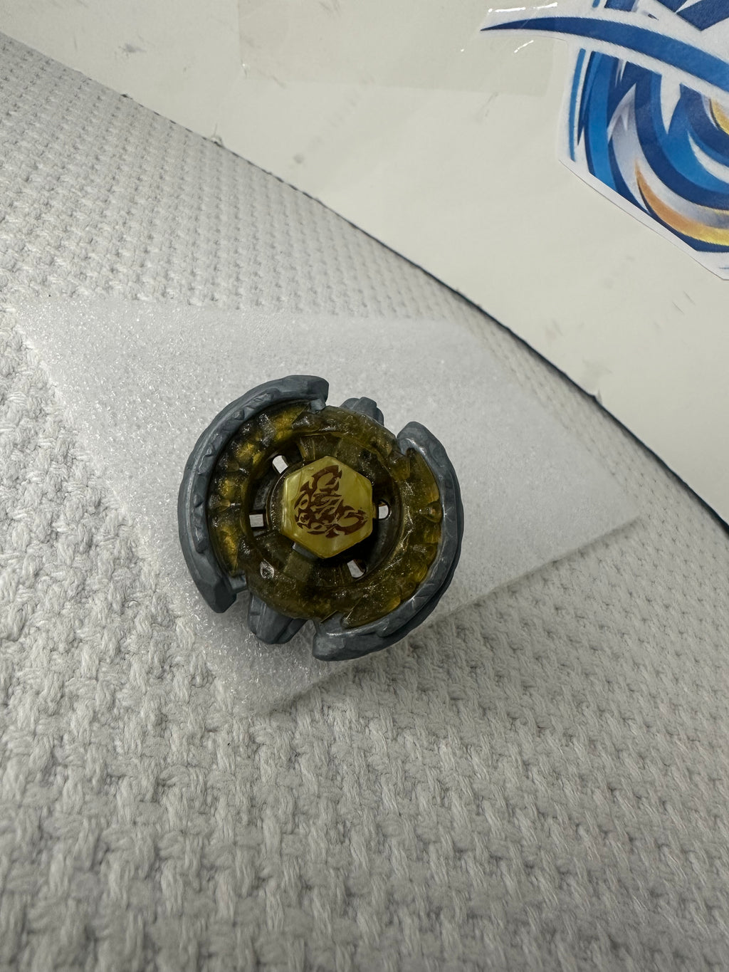 Pre‑Owned Hasbro Beyblade Metal Fury Beat Lynx AD145WD