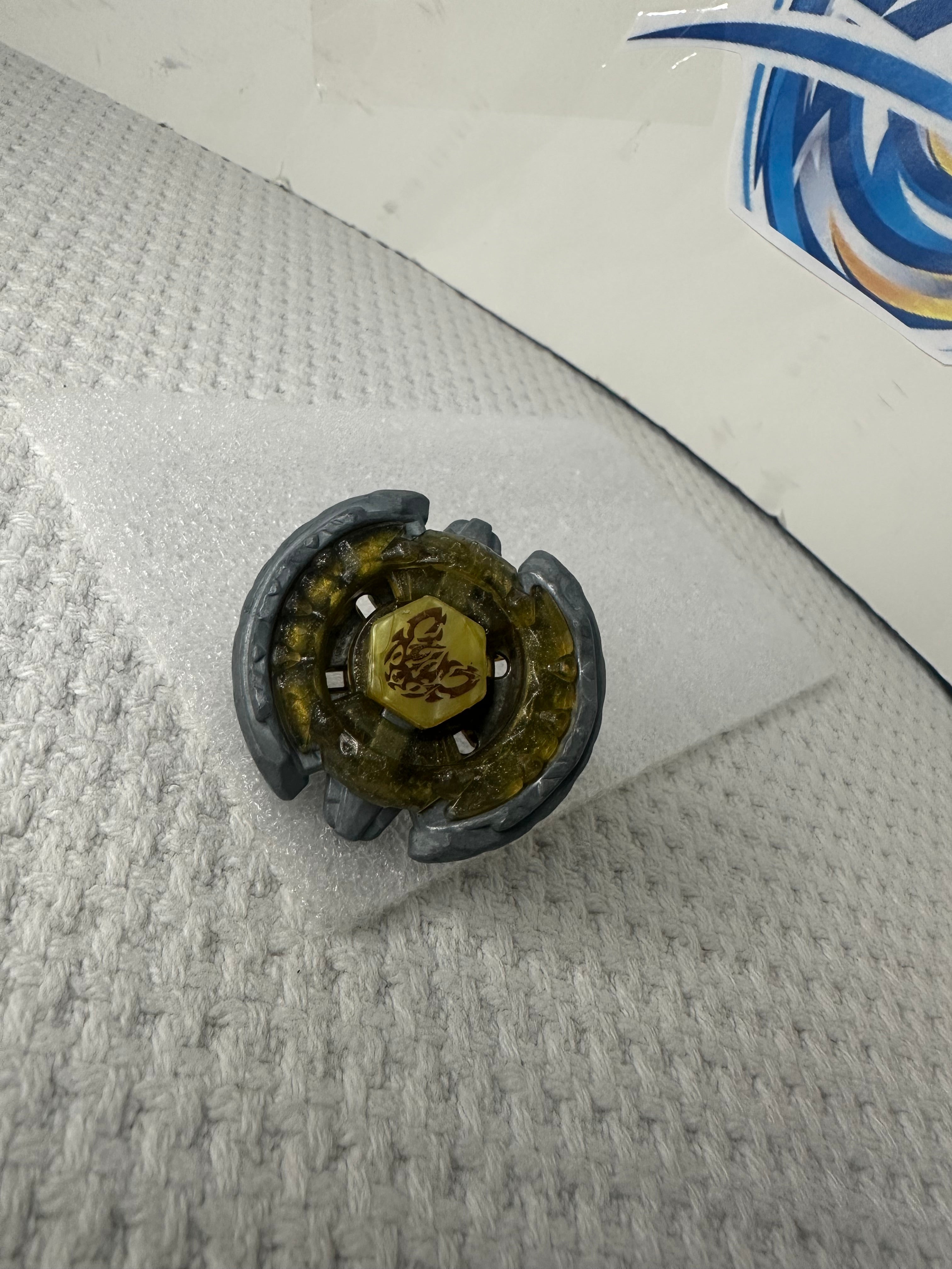 Pre‑Owned Hasbro Beyblade Metal Fury Beat Lynx AD145WD