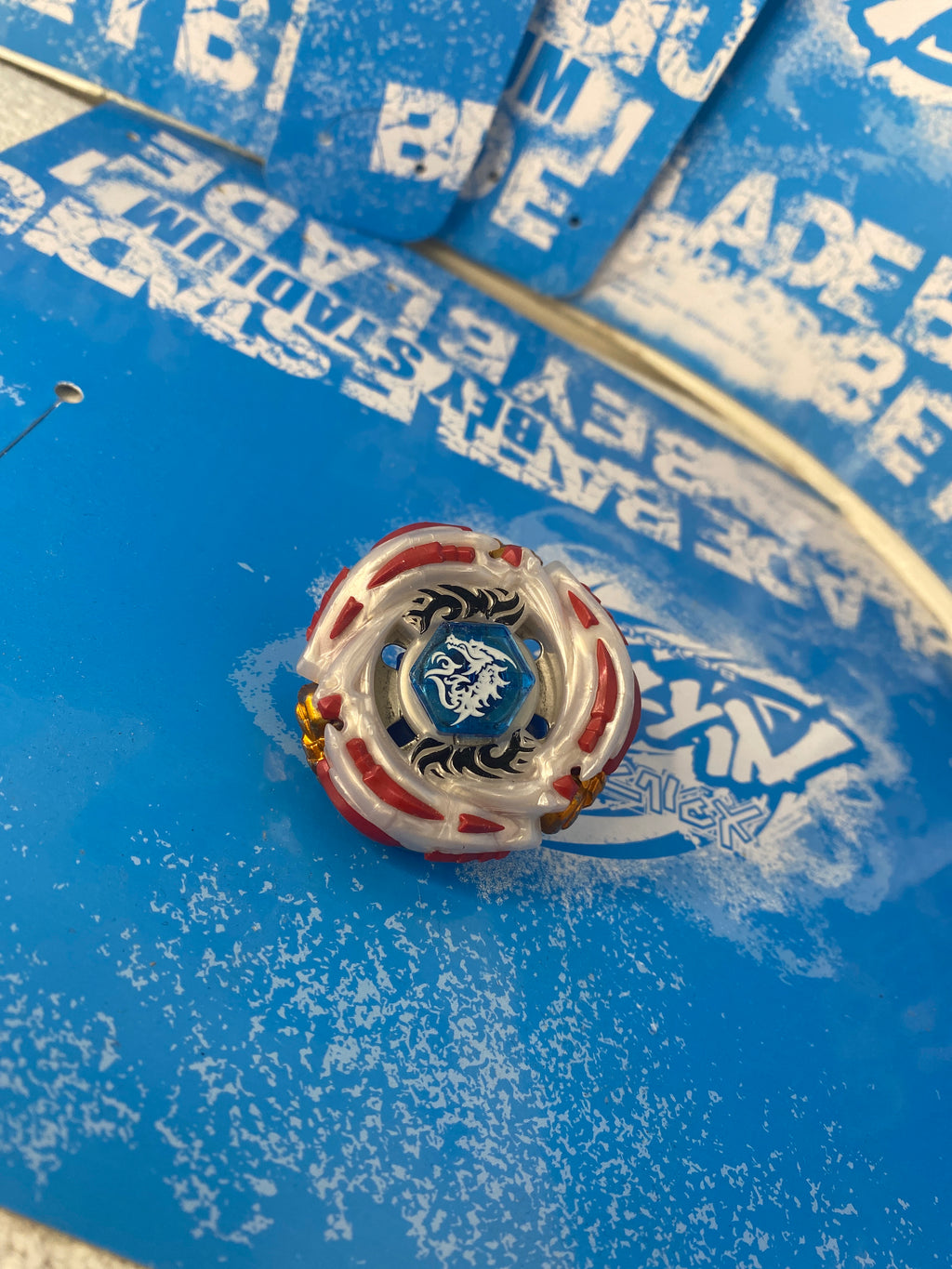 Pre-Owned Hasbro Beyblade Metal Fusion — Meteo L-Drago LW105LF