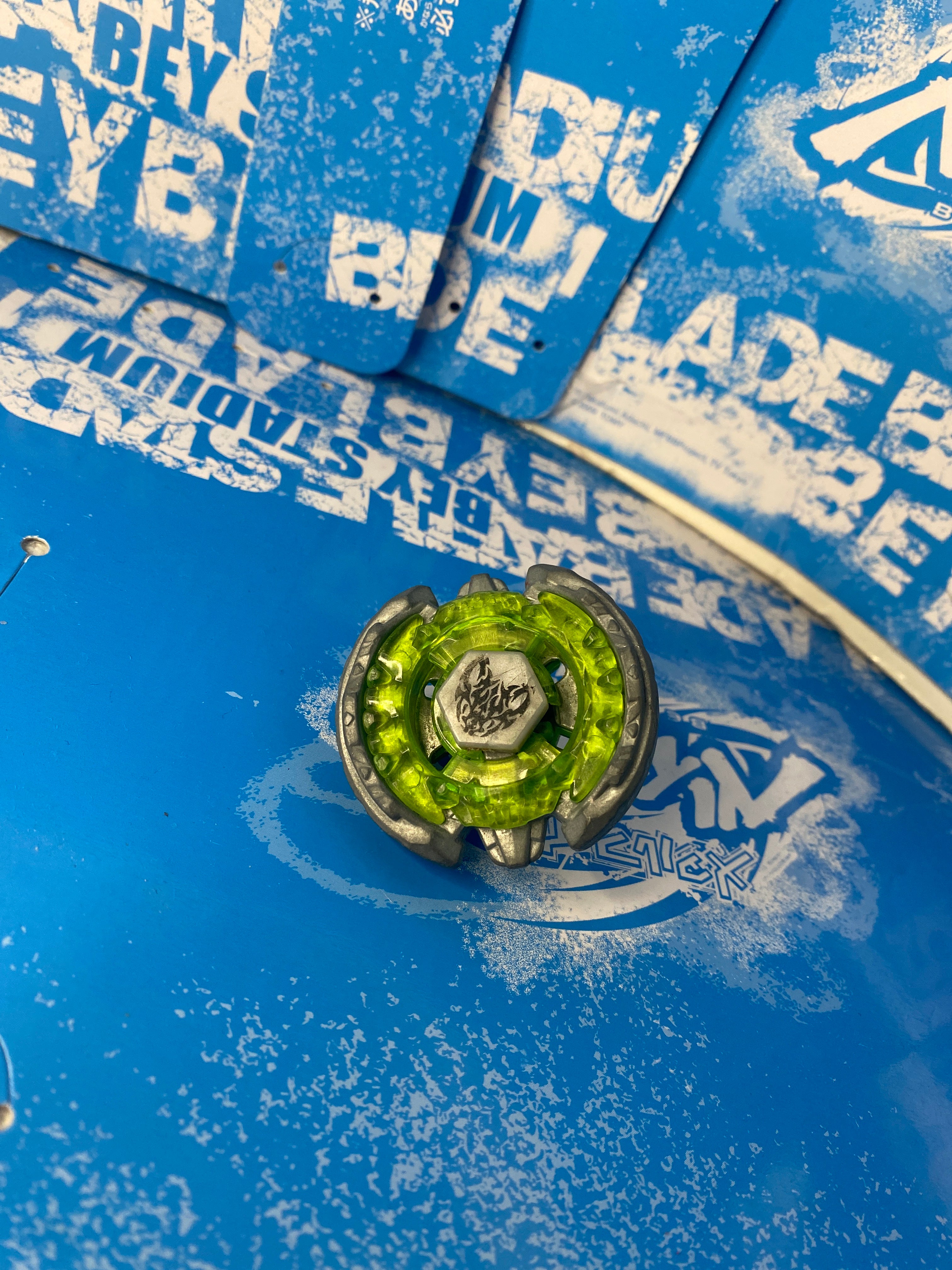 Pre‑Owned Hasbro Beyblade Metal Fury Beat Lynx AD145WD Gift Set Ver