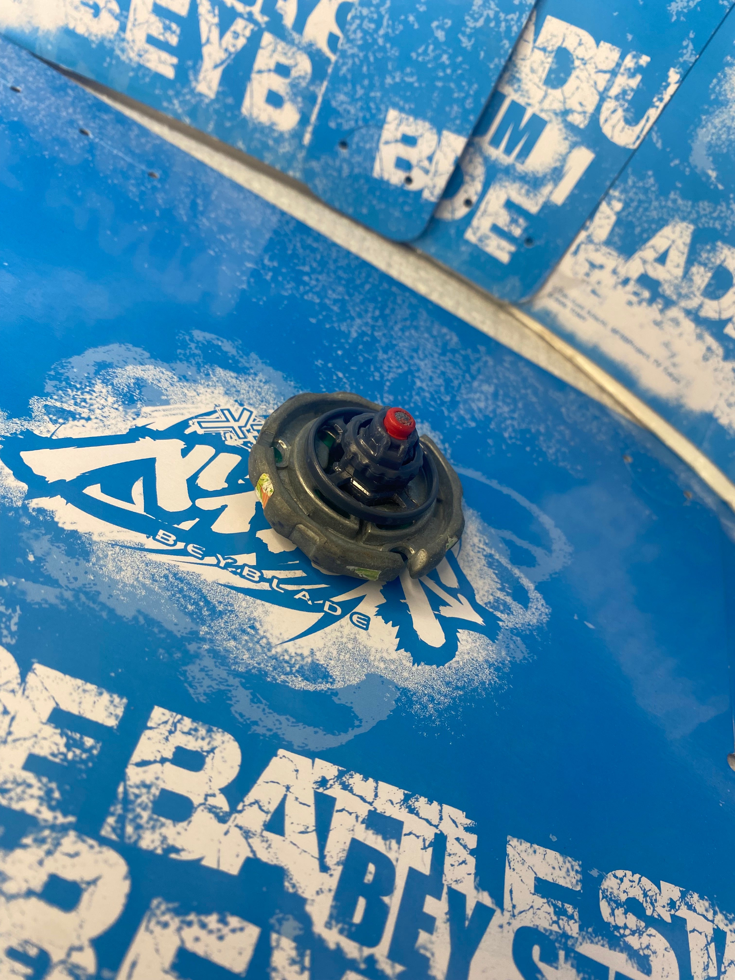 Pre-Owned Hasbro Beyblade Metal Fusion — Ray Striker D125CS