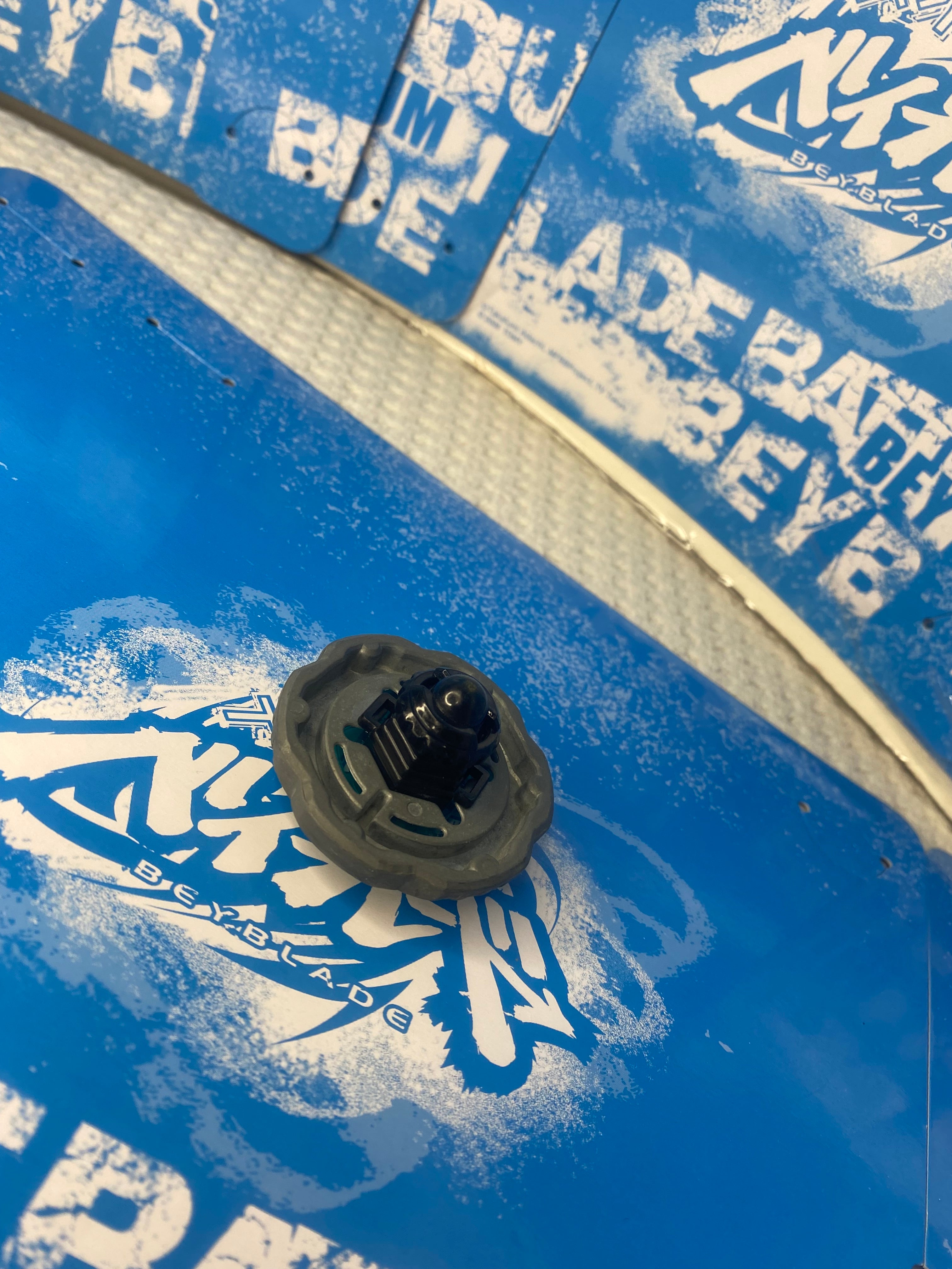 Pre-Owned Hasbro Beyblade Metal Fusion — Rock Leone 145WB