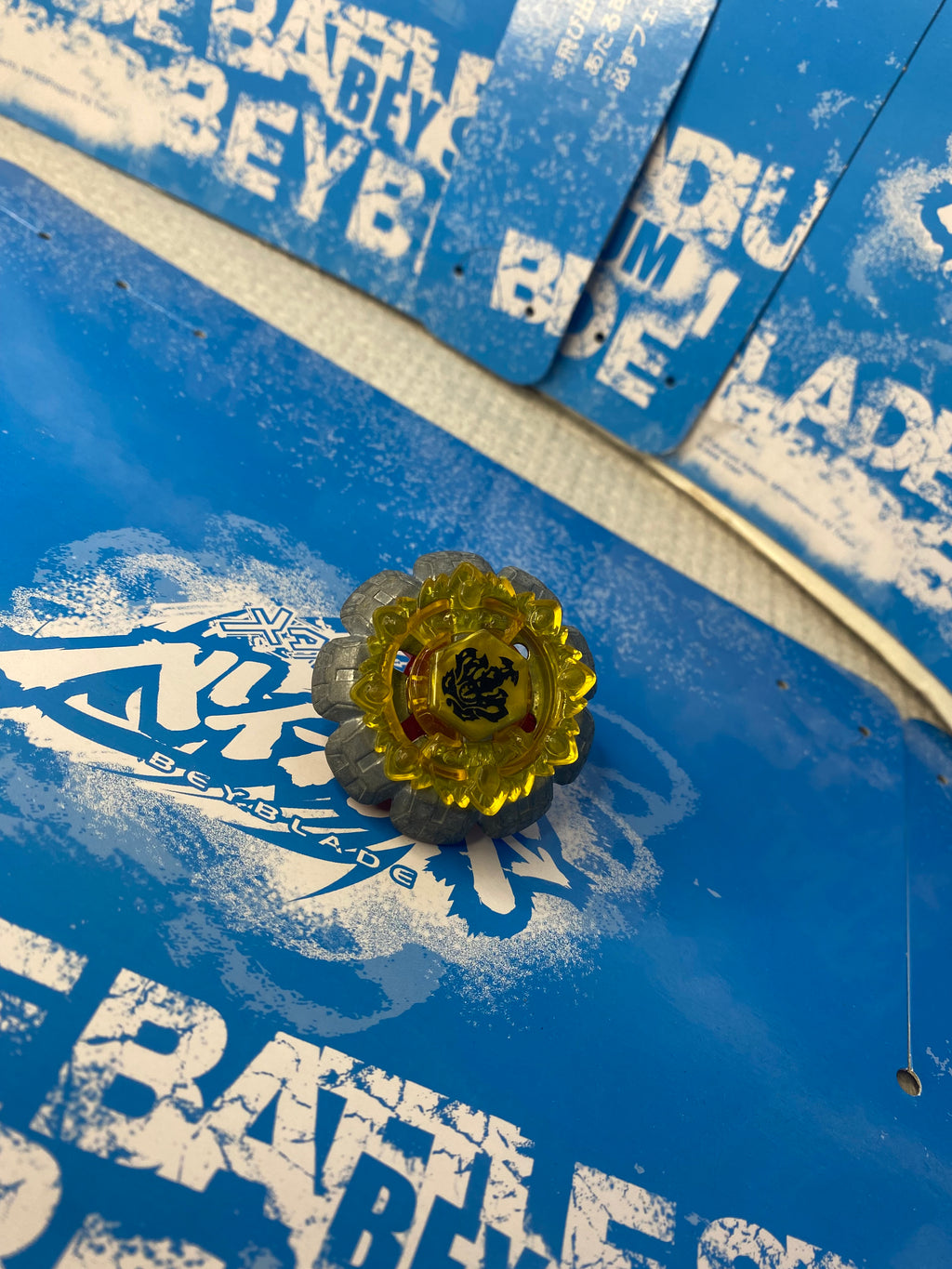 Hasbro Beyblade Metal Fury- Divine Crown TR145D  CANADIAN SELLER