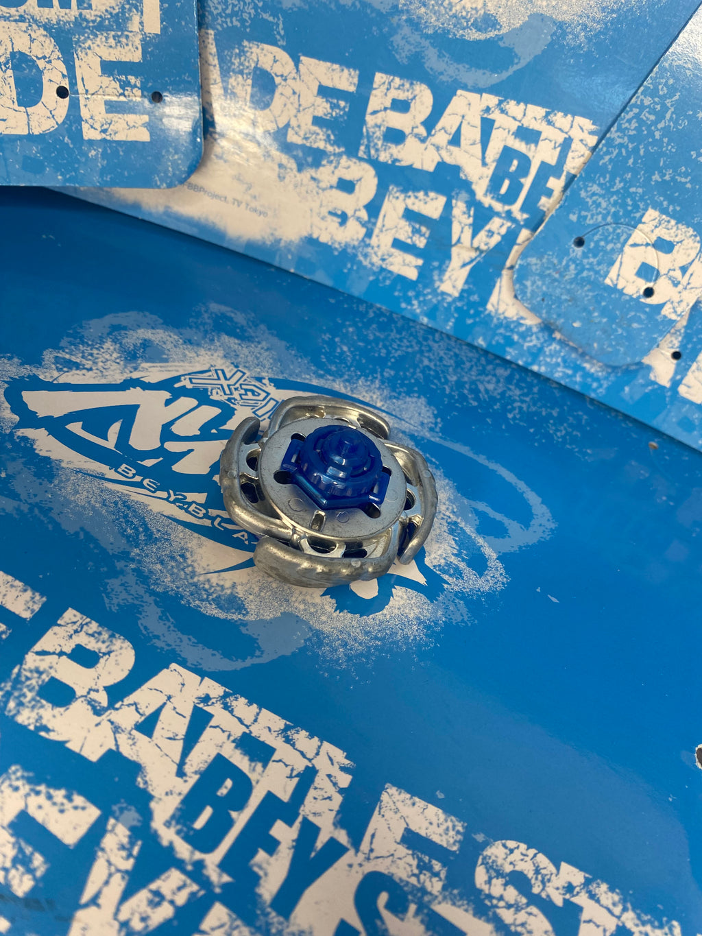 Pre-Owned Hasbro Beyblade Metal Fusion — Hyper Aquario 105F