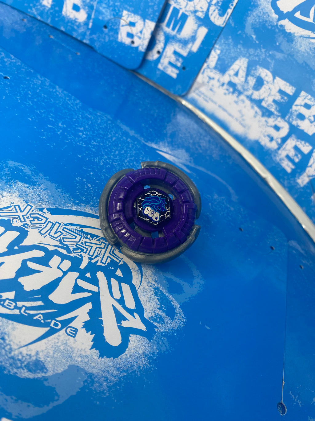 Pre-Owned Hasbro Beyblade Metal Fusion — Storm Leone 105HF