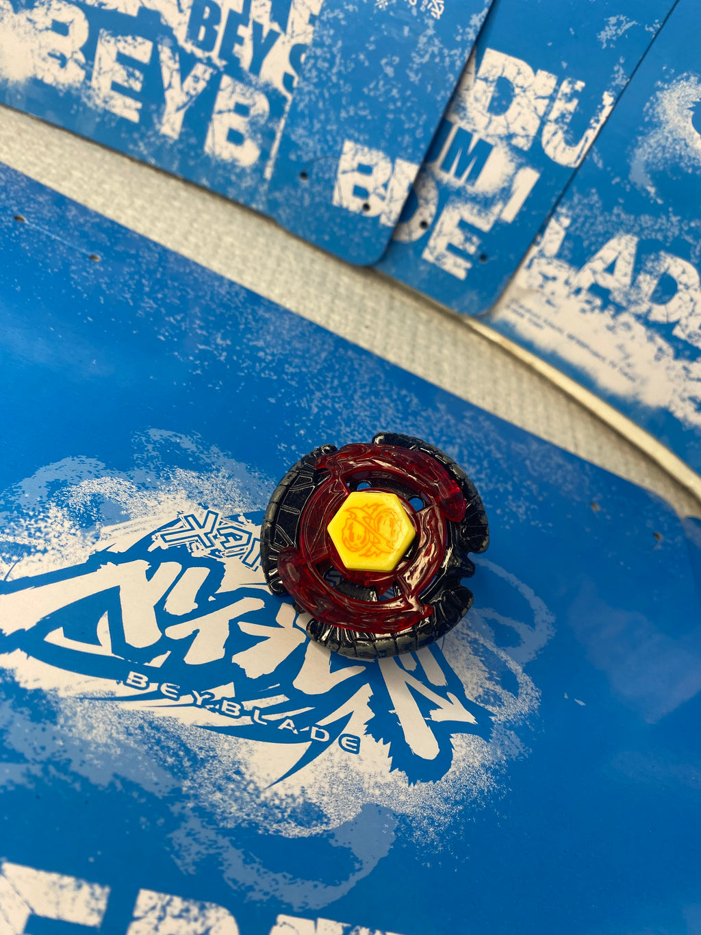 Pre‑Owned Hasbro Beyblade Metal Masters  — Torch Gemios W105CS