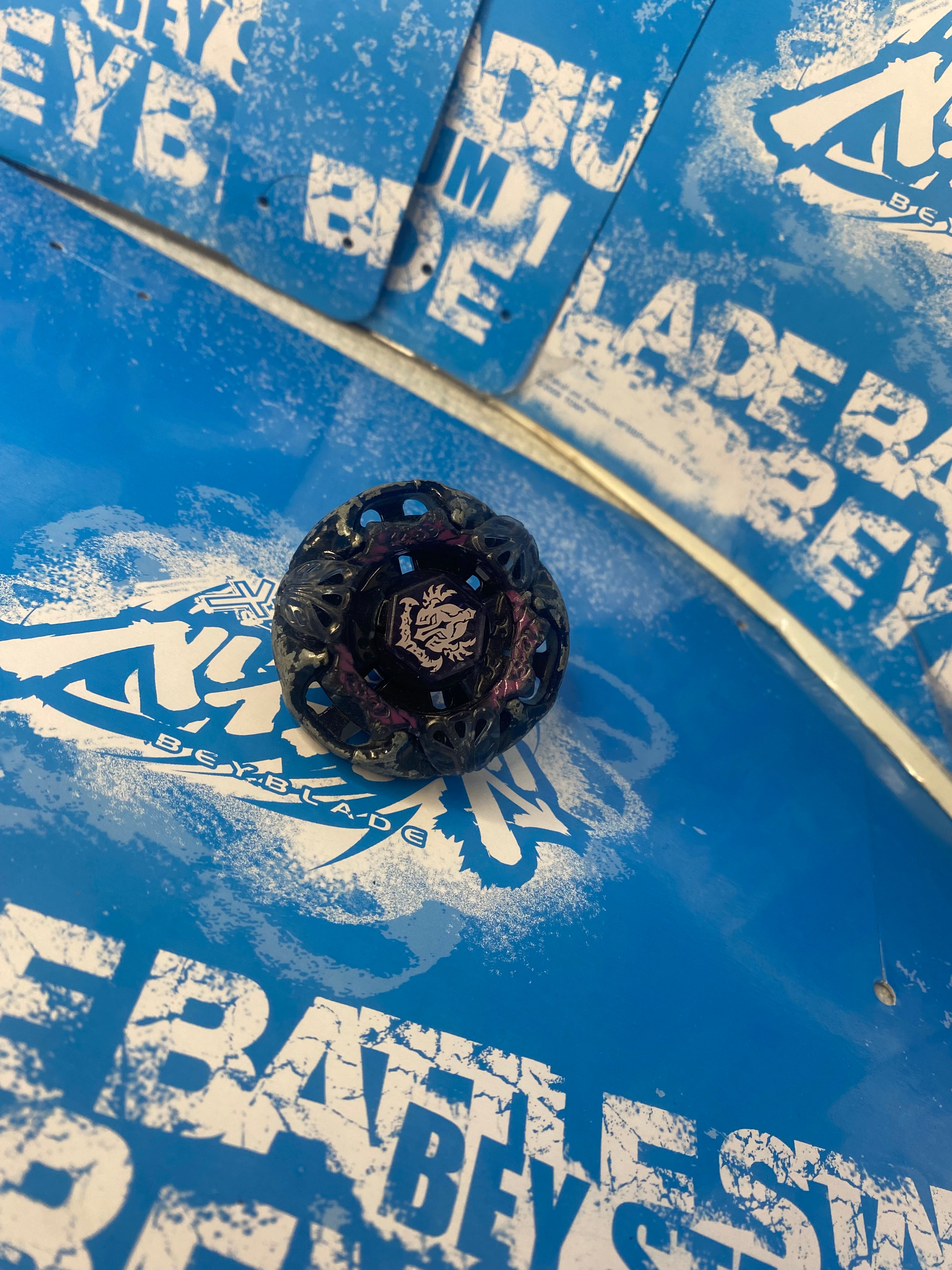 Pre-Owned Hasbro Beyblade Metal Masters — Gravity Destroyer Perseus AD145WD