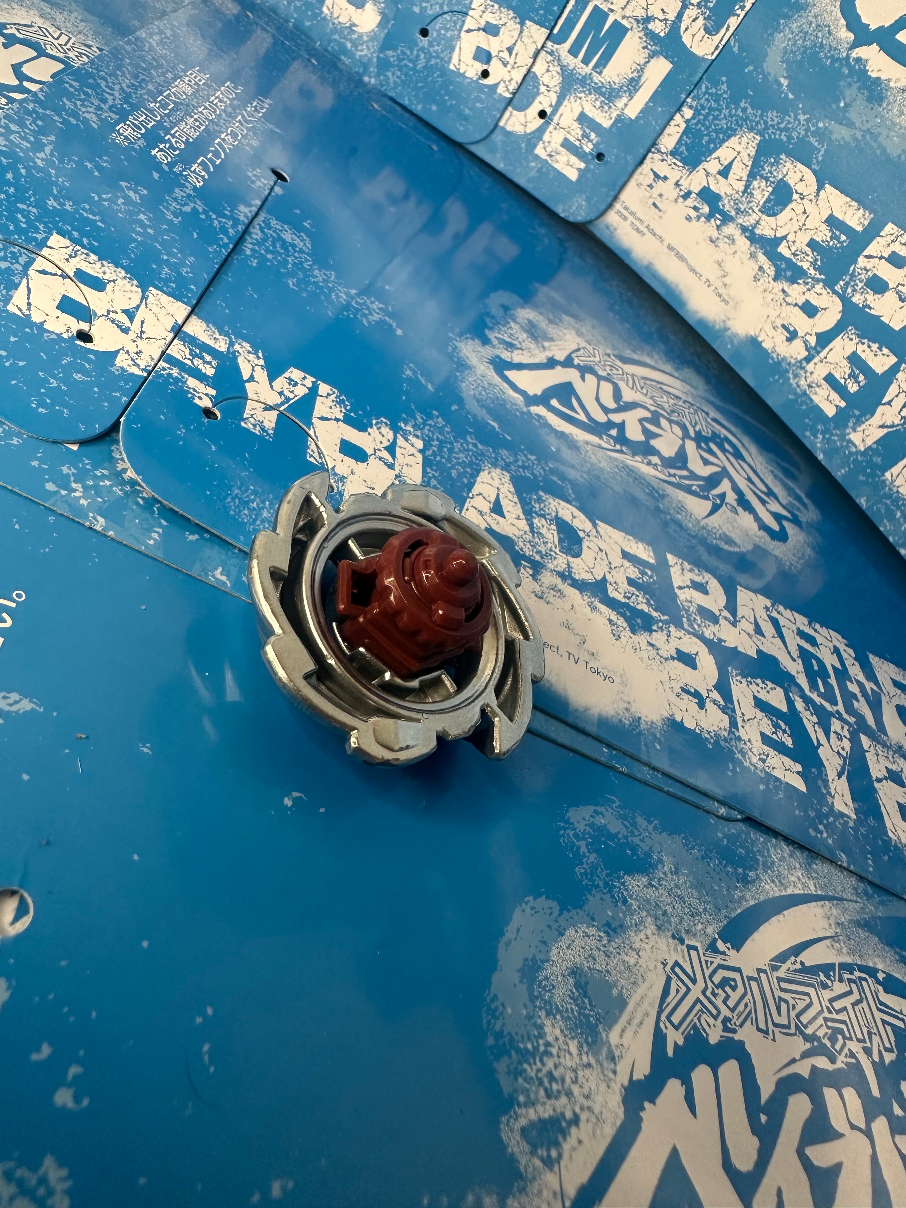 Pre-Owned Takara Tomy Beyblade Metal Fusion — Pre-Hyrbid Wolf 105F