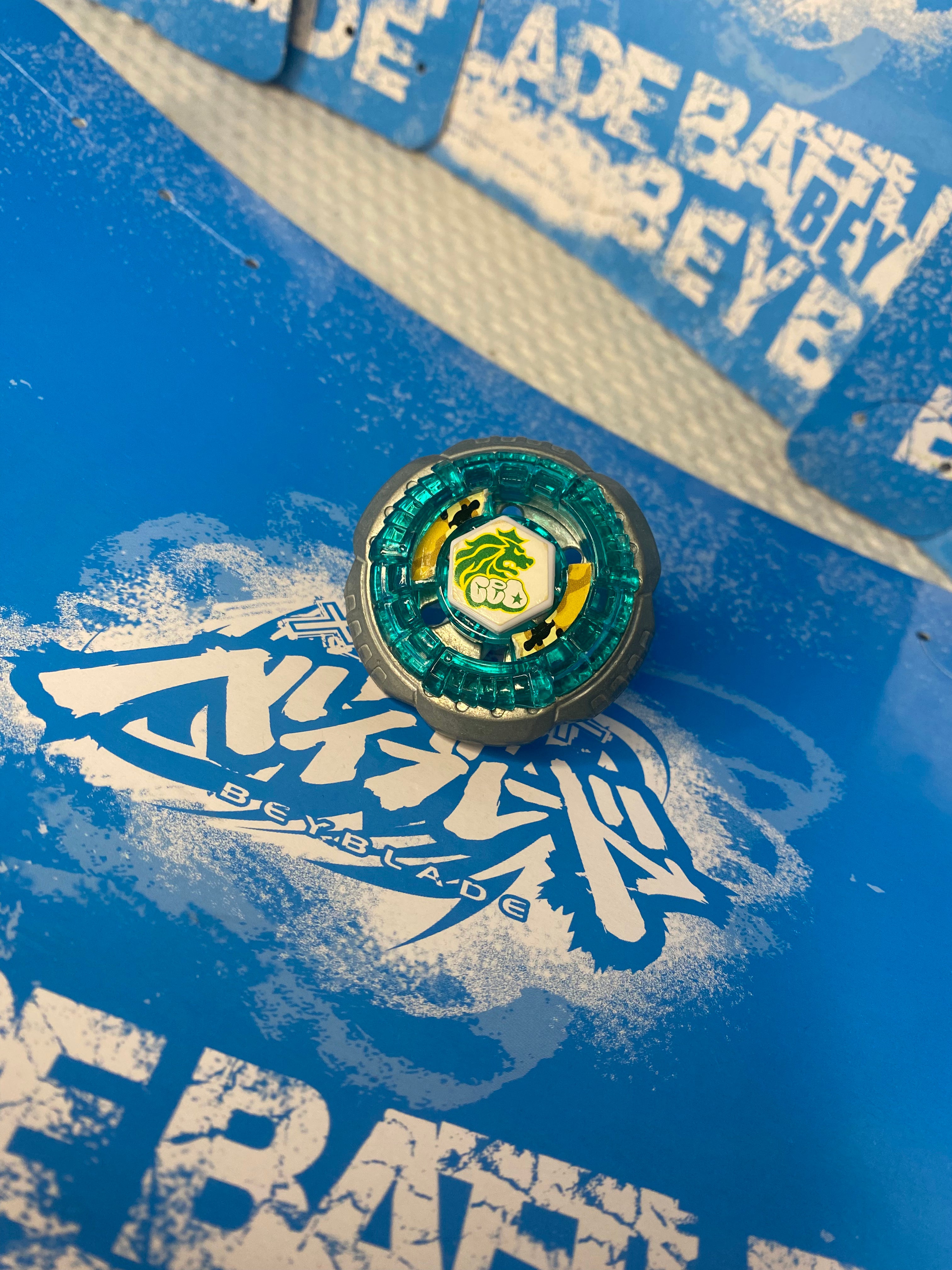 Pre-Owned Hasbro Beyblade Metal Fusion — Rock Leone 145WB Mint